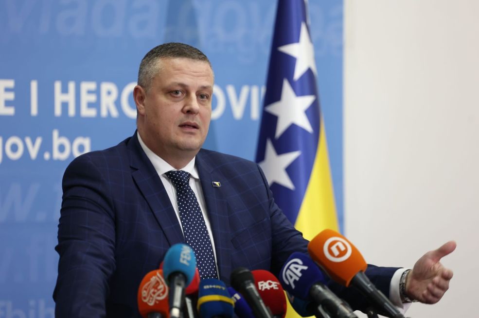 POSKOK oduzeo telefon Vojinu Mijatoviću - featured image POSKOK oduzeo telefon Vojinu Mijatoviću - featured image