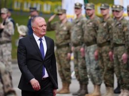 Helez poziva Schmidta da interveniše zbog blokade u Domu naroda PSBiH - featured image