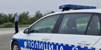 Teška nesreća u BiH: Poginuo vozač traktora, podletio pod voz - featured image