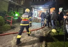 Fotoreporter iz Tuzle objavio potresan status: “Haotično stanje. Tata, tata…” Fotoreporter iz Tuzle objavio potresan status: “Haotično stanje. Tata, tata…” - featured image