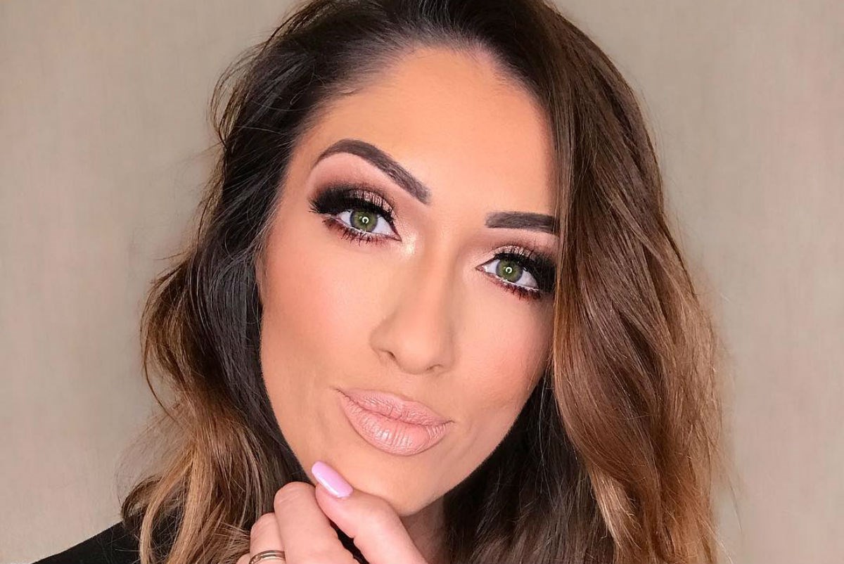 Hana podržala zabranu nošenja hidžaba u školama na Kosovu: Izazvala brojne reakcije - featured image Hana podržala zabranu nošenja hidžaba u školama na Kosovu: Izazvala brojne reakcije - featured image