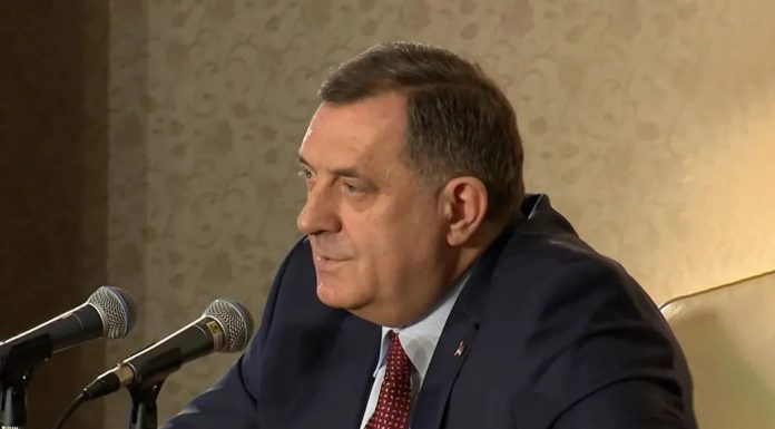 Dodikov ‘račun’ stigao na naplatu: SNSD ostao bez 30.000 KM! Dodikov 'račun' stigao na naplatu: SNSD ostao bez 30.000 KM! - featured image