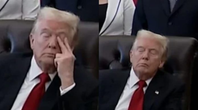 A Bidena je prozvao “Sleepy Joe”: Fotografije Trumpa kako “spava” postale hit na društvim mrežama A Bidena je prozvao "Sleepy Joe": Fotografije Trumpa kako "spava" postale hit na društvim mrežama - featured image