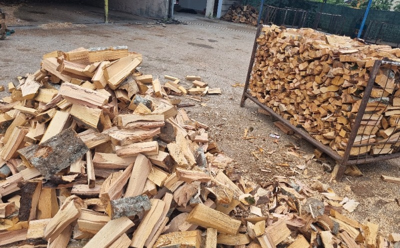 Skuplje grijanje u BiH: Ovo su (nove) cijene ogrjeva za zimu - featured image