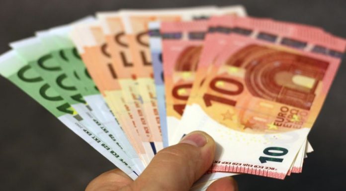 Upozorenje građanima: U dijelu BiH se pojavile lažne novčanice, po ovome ih možete prepoznati Upozorenje građanima: U dijelu BiH se pojavile lažne novčanice, po ovome ih možete prepoznati - featured image