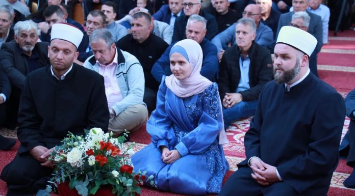 Prva hafiska dova u Ključu: Hafiza Amina Dizdarević kao motivacija i uzor svima - featured image