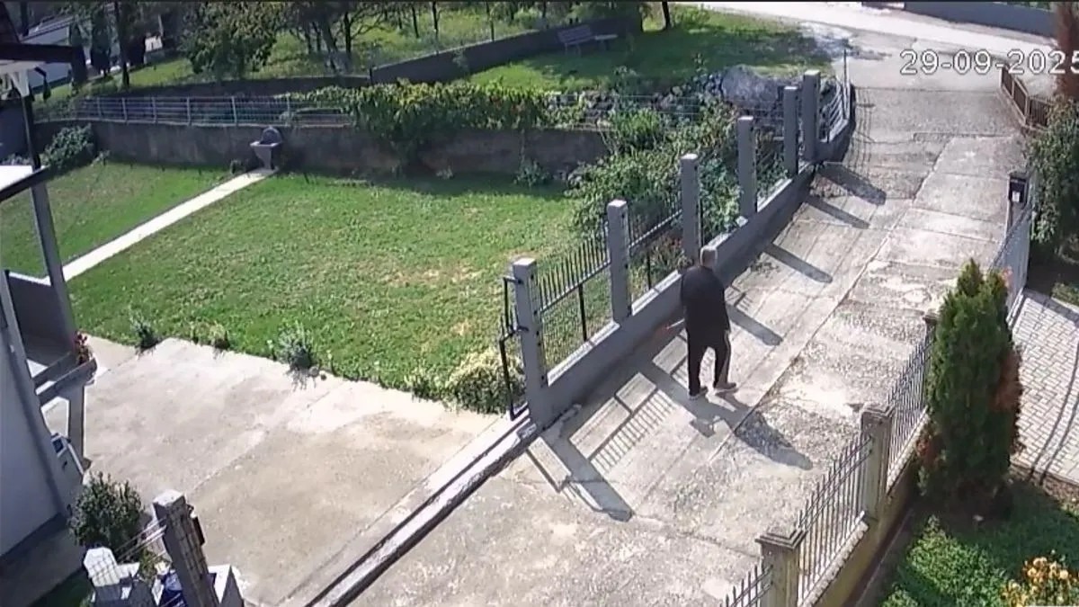 Porodična drama u Kalesiji: Bratiću oštetio kuću, polupao mu prozore i vrata - featured image