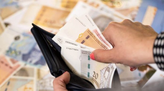 Plate u FBiH rastu, ali ne svima: Evo ko je dobio najveće, a ko najmanje povećanje Plate u FBiH rastu, ali ne svima: Evo ko je dobio najveće, a ko najmanje povećanje - featured image