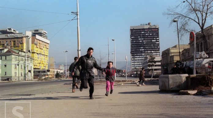 Kako su Italijani pisali o slučaju “Sarajevo safari”: “Odmor u Bosni, ubijanje uključeno” Kako su Italijani pisali o slučaju "Sarajevo safari": "Odmor u Bosni, ubijanje uključeno" - featured image