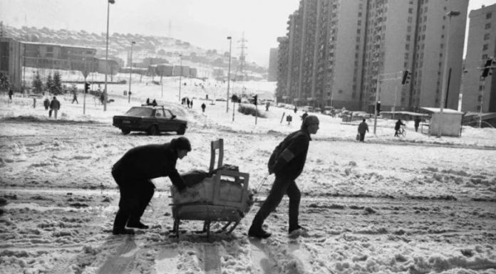 Svjetski mediji pišu o Sarajevo Safariju: “Stranci su pucali na djecu i starce iz zabave” Svjetski mediji pišu o Sarajevo Safariju: "Stranci su pucali na djecu i starce iz zabave" - featured image