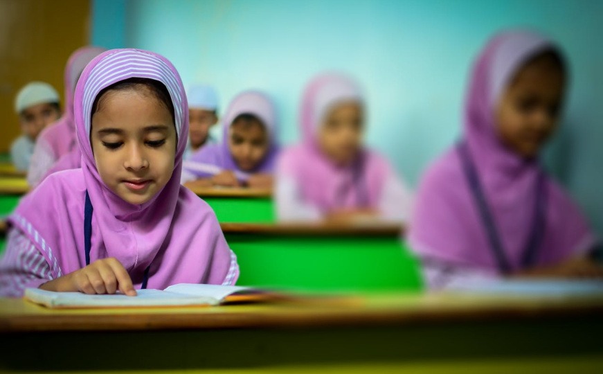 Austrija zabranila nošenje hidžaba u školama: Ovo su nova pravila, kazne i do 800 eura za kršenje - featured image