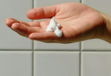 Trik sa pjenom za brijanje olakšat će vam čišćenje toaleta: Pogledajte šta trebate uraditi - featured image