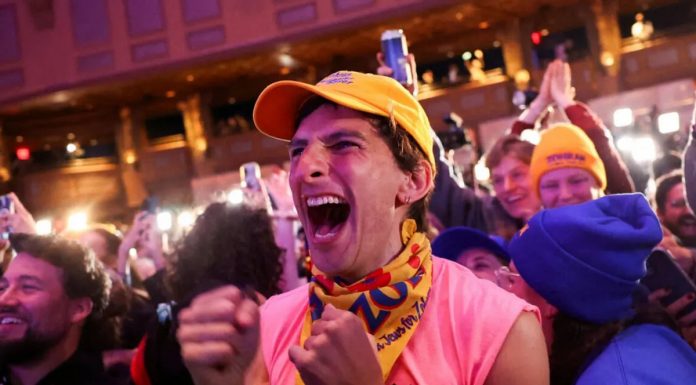 Elhamdulillah, sada je naše vrijeme! Muslimani u New Yorku proslavili pobjedu Zohrana Mamdanija Elhamdulillah, sada je naše vrijeme! Muslimani u New Yorku proslavili pobjedu Zohrana Mamdanija - featured image