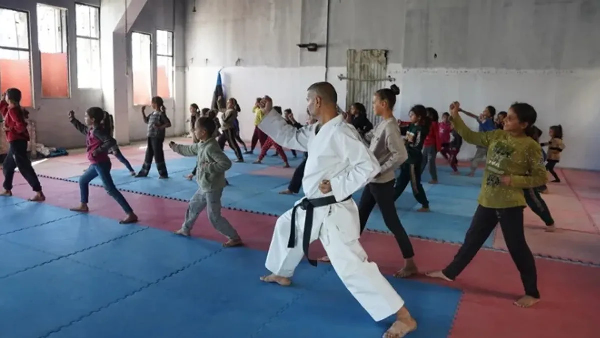 Treneri u Gazi uče djecu samoodbrani tokom oporavka od trauma - featured image Treneri u Gazi uče djecu samoodbrani tokom oporavka od trauma - featured image