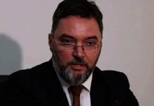 Sramotan potez: Staša Košarac poslao Christianu Schmidtu šljem nacističke vojske - featured image