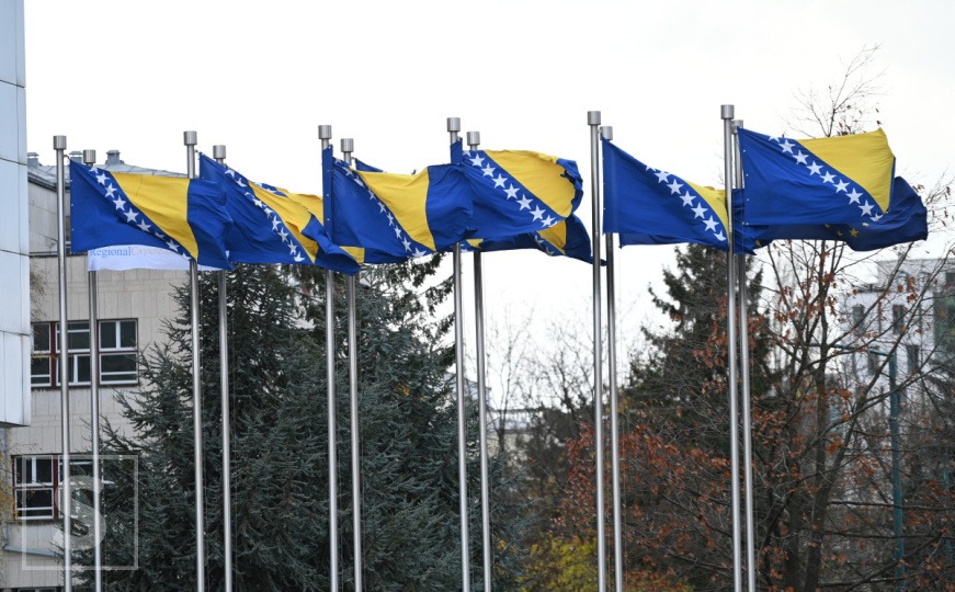 Zemljo tisućljetna, na vjernost ti se kunem...: Bila jednom jedna himna - featured image