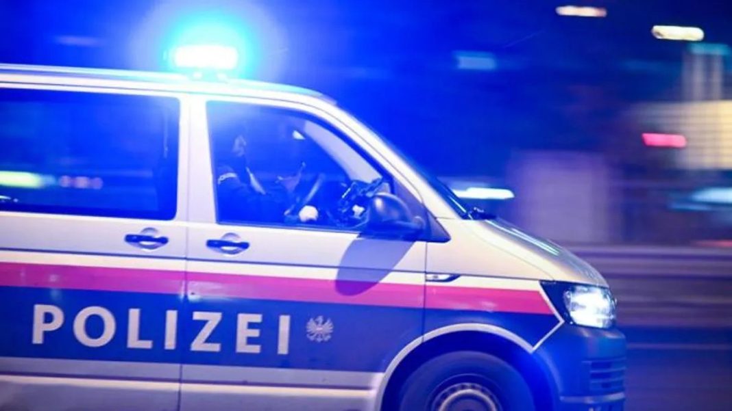 Sačekao suprugu s nožem ispred radnog mjesta: Državljanin BiH osuđen u Austriji - featured image Sačekao suprugu s nožem ispred radnog mjesta: Državljanin BiH osuđen u Austriji - featured image