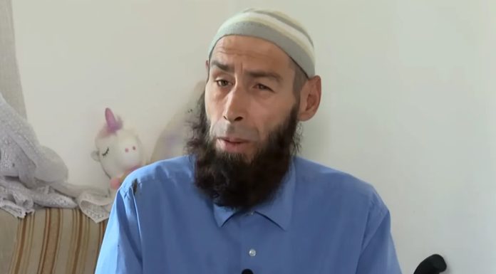 Danas ti je život isto kao staklo, bez večere spavamo Danas ti je život isto kao staklo, bez večere spavamo - featured image