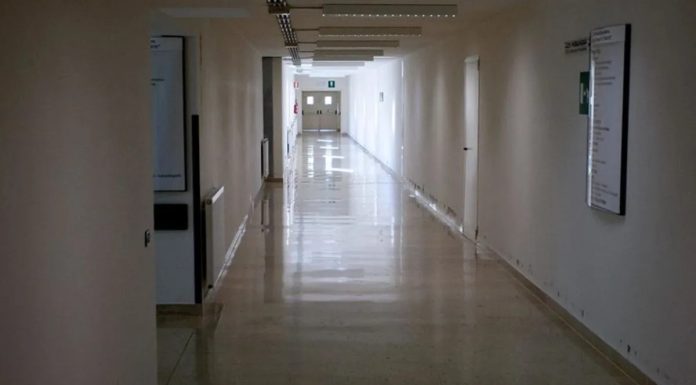 Užas: Psihijatar godinama zlostavljao maloljetne pacijente i davao im drogu Užas: Psihijatar godinama zlostavljao maloljetne pacijente i davao im drogu - featured image