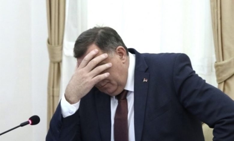 LOŠE VIJESTI ZA MILORADA DODIKA: Dva odbornika napustila SNSD - featured image