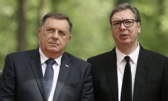 KULMINIRAO SUKOB VUČIĆA I DODIKA: Predsjednik Srbije bijesan nakon saznanja šta je Milorad dogovorio s Amerikancima - featured image