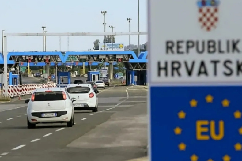 BEZ OVOG DOKUMENTA DJECA NE MOGU PREKO GRANICE: Roditeljska saglasnost ponovo zbunjuje putnike - featured image