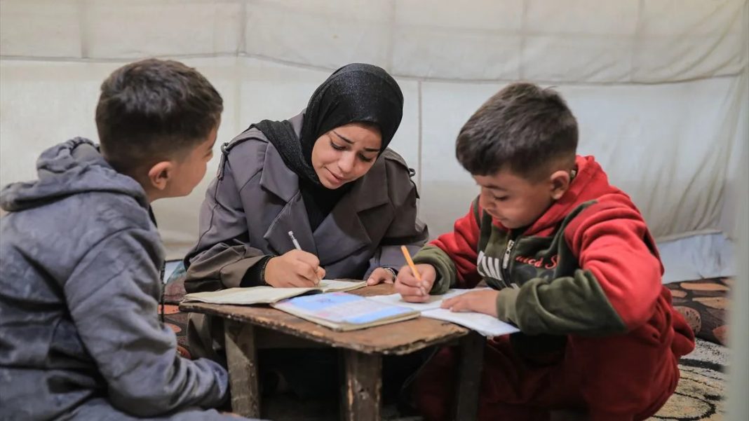 U izraelskom napadu ostali bez roditelja: Negam brine o petero braće i sestara u Gazi - featured image