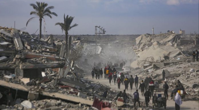 Tijela 30 članova jedne palestinske porodice pronađena u ruševinama u Gazi Tijela 30 članova jedne palestinske porodice pronađena u ruševinama u Gazi - featured image