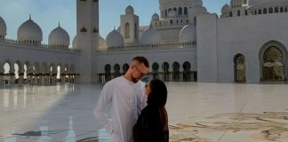 Džanan Musa sa suprugom u turističkom obilasku Abu Dhabija: Posjetili čuvenu džamiju - featured image