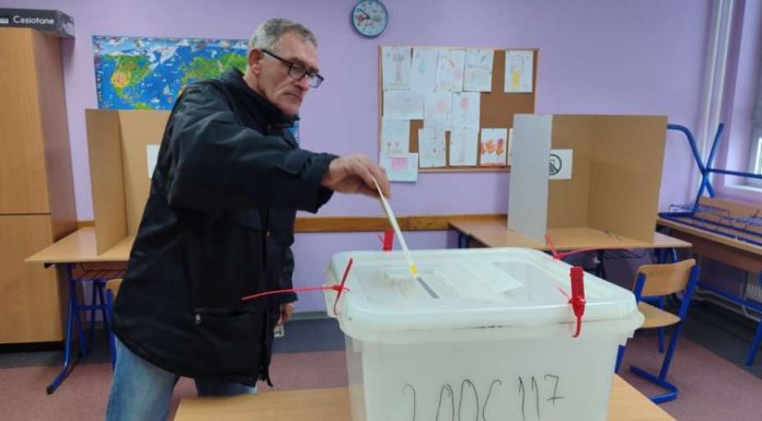 Sud BiH odbio žalbu SNSD-a: Ponavljaju se izbori na 136 mjesta u RS Sud BiH odbio žalbu SNSD-a: Ponavljaju se izbori na 136 mjesta u RS - featured image