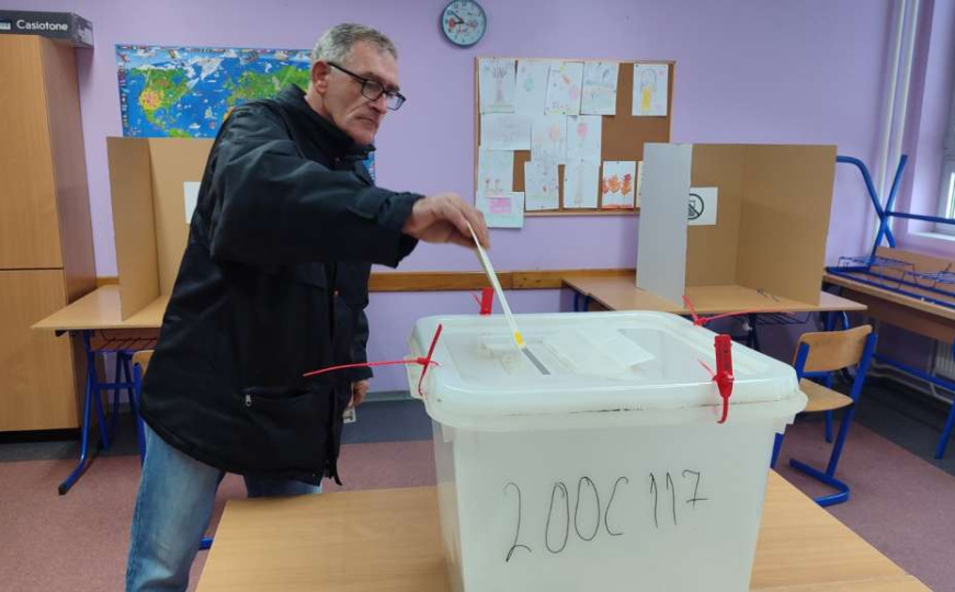 Sud BiH odbio žalbu SNSD-a: Ponavljaju se izbori na 136 mjesta u RS - featured image Sud BiH odbio žalbu SNSD-a: Ponavljaju se izbori na 136 mjesta u RS - featured image