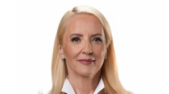 Sebija Izetbegović ljuta zbog nesposobne vlasti: Dunduci na pozicijama! Sebija Izetbegović ljuta zbog nesposobne vlasti: Dunduci na pozicijama! - featured image