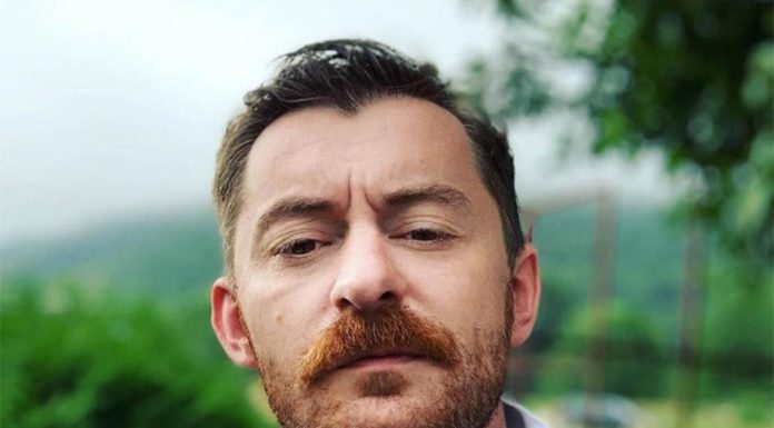 Osuđen pravosnažno za pedofiliju: Kasumović se odriče nagrade Bijelog Polja koju je dobio 2017. Osuđen pravosnažno za pedofiliju: Kasumović se odriče nagrade Bijelog Polja koju je dobio 2017. - featured image