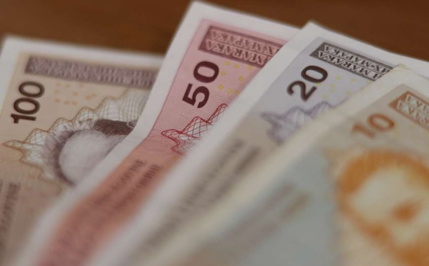 Poznato kad počinje isplata penzija u FBiH za mjesec decembar - featured image Poznato kad počinje isplata penzija u FBiH za mjesec decembar - featured image