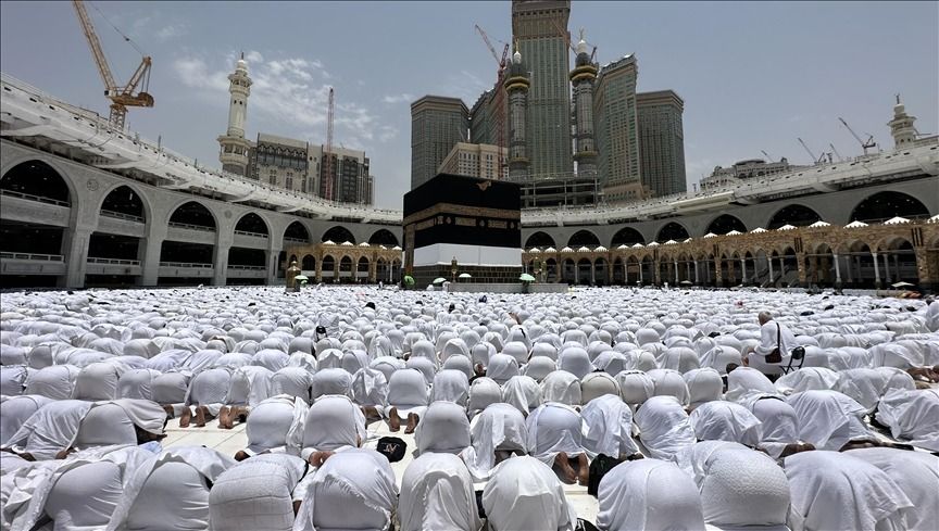 Bez telefona i kamera u svetim mjestima: Nova pravila za hadž 2026. - featured image