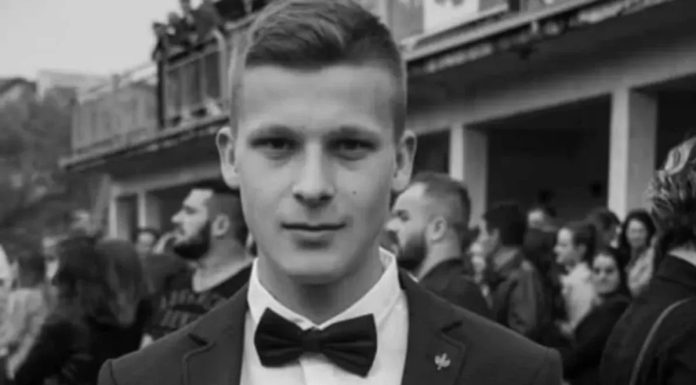 Epilog stravičnog udesa kod Velike Kladuše: Nakon 6 dana borbe ljekara preminuo Mirzet Veladžić Epilog stravičnog udesa kod Velike Kladuše: Nakon 6 dana borbe ljekara preminuo Mirzet Veladžić - featured image