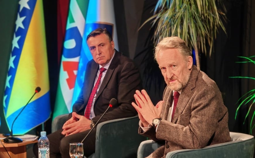 Bakir Izetbegović: Ono što vam ovaj put obećavam je - dva mandata, dupla plata i penzija - featured image