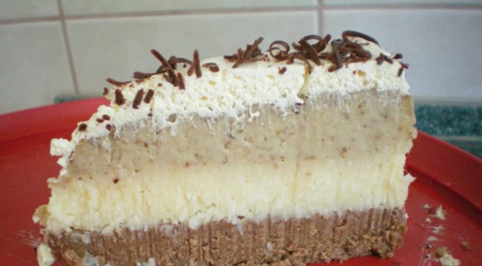 Jednostavno i brzo: Napravite preukusnu tortu za 20 minuta, bez pečenja Jednostavno i brzo: Napravite preukusnu tortu za 20 minuta, bez pečenja - featured image