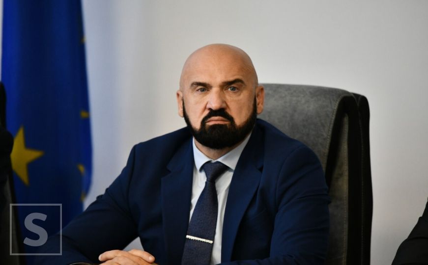 Ramo Isak: Ramo Isak: