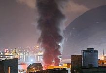 Saudijska Arabija izvela napad na luku Mukalla u Jemenu Saudijska Arabija izvela napad na luku Mukalla u Jemenu - featured image