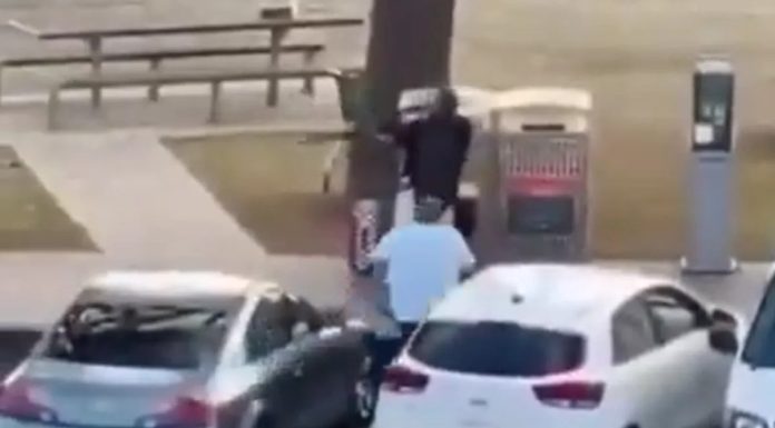 Muslimanski lideri u Sydneyu odbijaju obaviti dženazu teroriste koji je izvršio napad na plaži Muslimanski lideri u Sydneyu odbijaju obaviti dženazu teroriste koji je izvršio napad na plaži - featured image