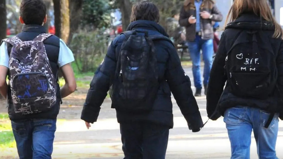 Smanjio se broj učenika u osnovnim školama u FBiH: Gdje je najviše, a gdje najmanje upisanih? - featured image Smanjio se broj učenika u osnovnim školama u FBiH: Gdje je najviše, a gdje najmanje upisanih? - featured image