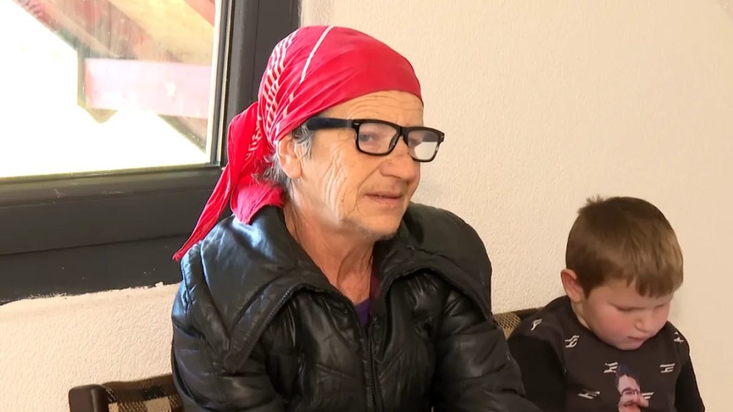 Priča Hanife rasplakala cijelu BiH: Unuke sad imaju topli dom dostojan života - featured image Priča Hanife rasplakala cijelu BiH: Unuke sad imaju topli dom dostojan života - featured image