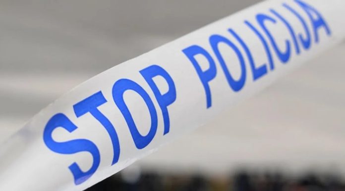 Lažni policajac prevario staricu za 46.000 KM: Pao na granici s novcem Lažni policajac prevario staricu za 46.000 KM: Pao na granici s novcem - featured image