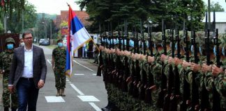 Vučić jača vojsku, najavio desetine hiljada dronova kamikaza: "Daleko smo ispred svih u regiji" - featured image