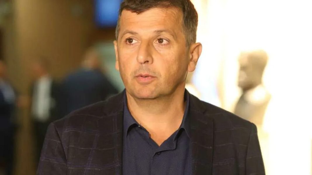 Bit ću kriv za pljačku od 200 miliona KM! Vukanović tvrdi da je izbačen iz suda - featured image Bit ću kriv za pljačku od 200 miliona KM! Vukanović tvrdi da je izbačen iz suda - featured image