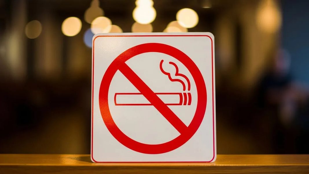 U BiH se uvodi potpuna zabrana pušenja na ovim mjestima! Kazne za prekršaje idu i do 6.000 KM - featured image U BiH se uvodi potpuna zabrana pušenja na ovim mjestima! Kazne za prekršaje idu i do 6.000 KM - featured image