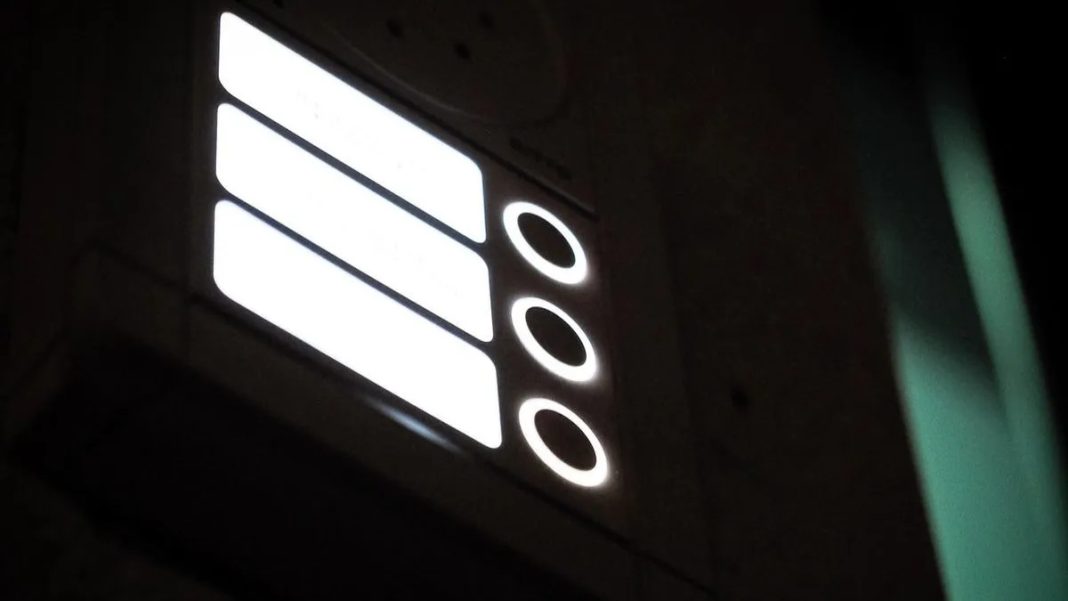 Njemačka ne prašta: Jedan potez na vratima i kazna skoro 10.000 KM - featured image