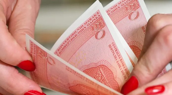 Ko bi još mogao imati pravo na dječji dodatak od 195 KM Ko bi još mogao imati pravo na dječji dodatak od 195 KM - featured image