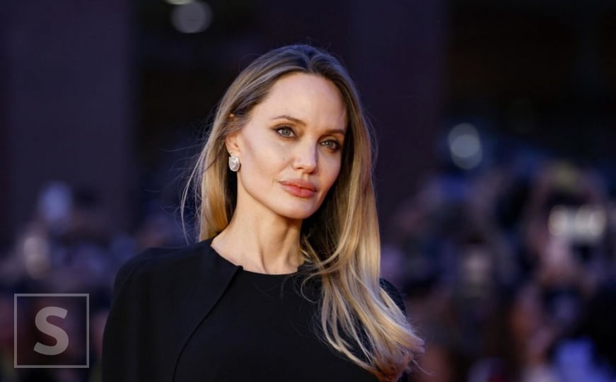Angelina Jolie posjetila prijelaz Rafah: Pozvala na hitno povećanje humanitarne pomoći Gazi - featured image Angelina Jolie posjetila prijelaz Rafah: Pozvala na hitno povećanje humanitarne pomoći Gazi - featured image